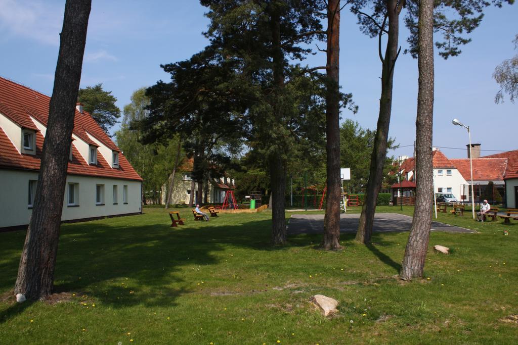 Osrodek Wypoczynkowy Merkury Mrzezyno Exterior photo